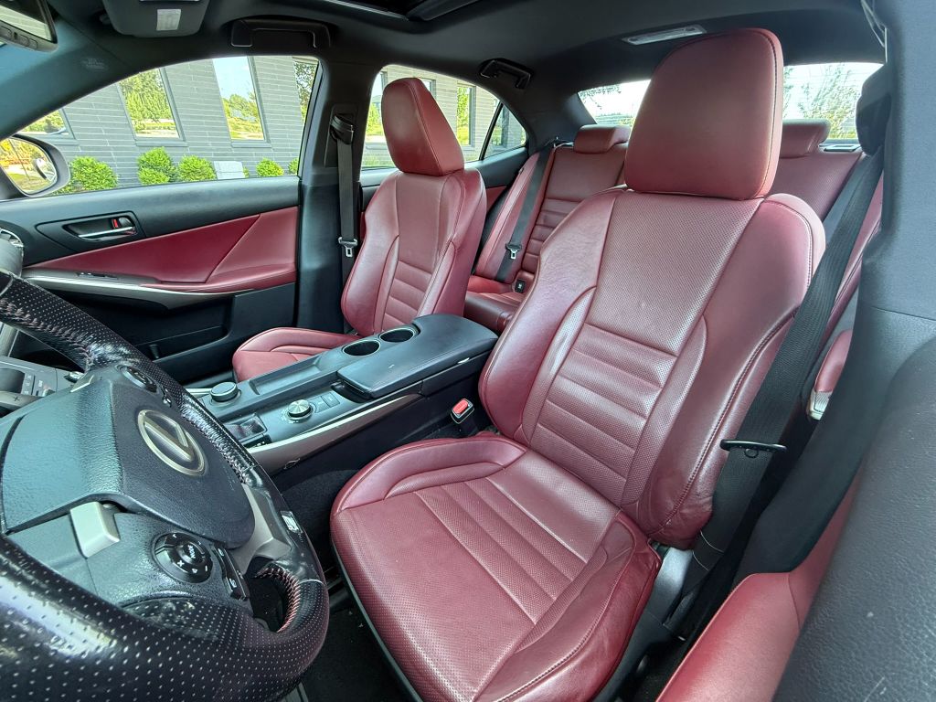 2016 Lexus IS 200t - Photo 18