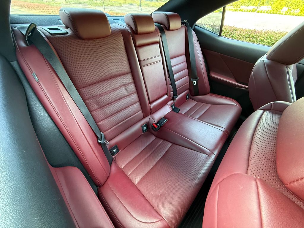 2016 Lexus IS 200t - Photo 21