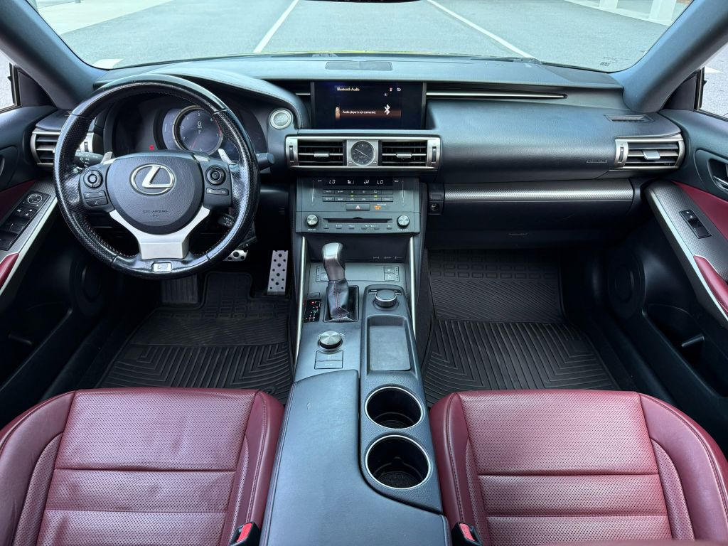 2016 Lexus IS 200t - Photo 14