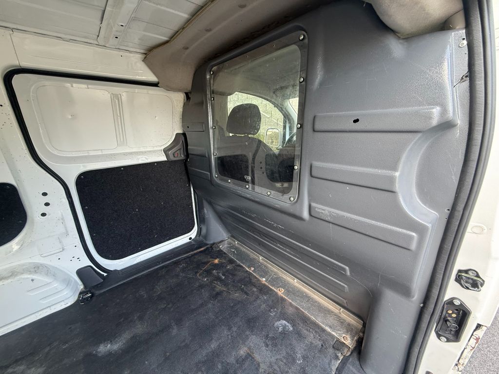 2017 Nissan NV200 SV - Photo 15