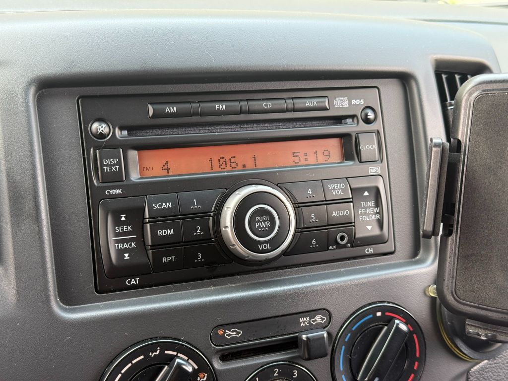 2017 Nissan NV200 SV - Photo 24