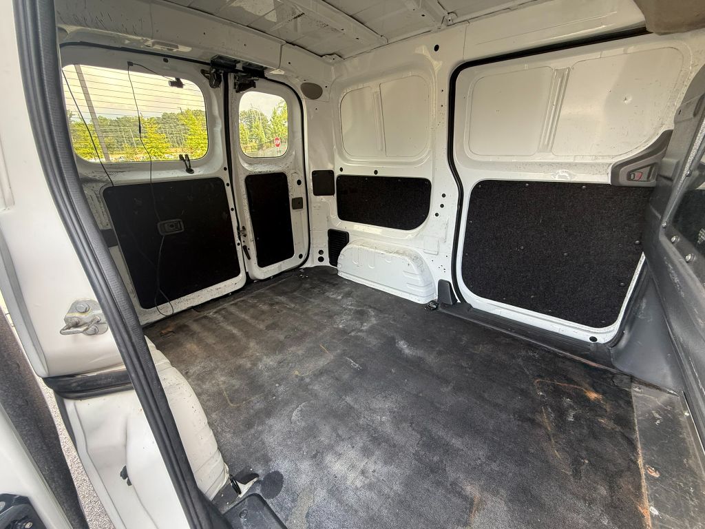 2017 Nissan NV200 SV - Photo 14