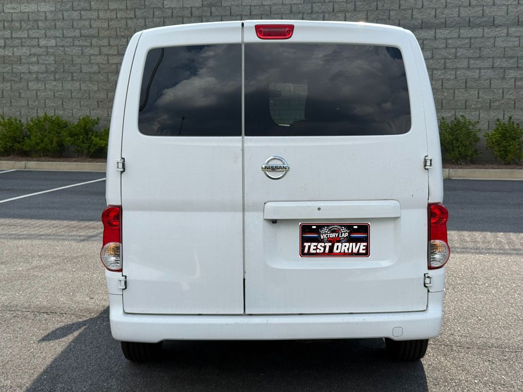 2017 Nissan NV200 SV - Photo 10